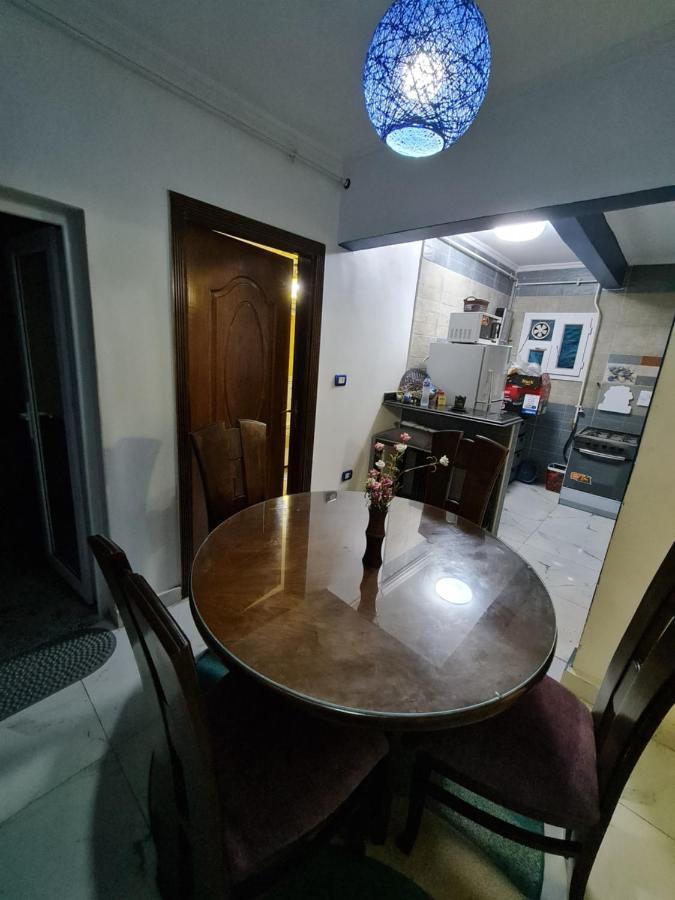 Sunny Modern Apartment With Good Internet, Near From City Center Of Alexandria Ngoại thất bức ảnh